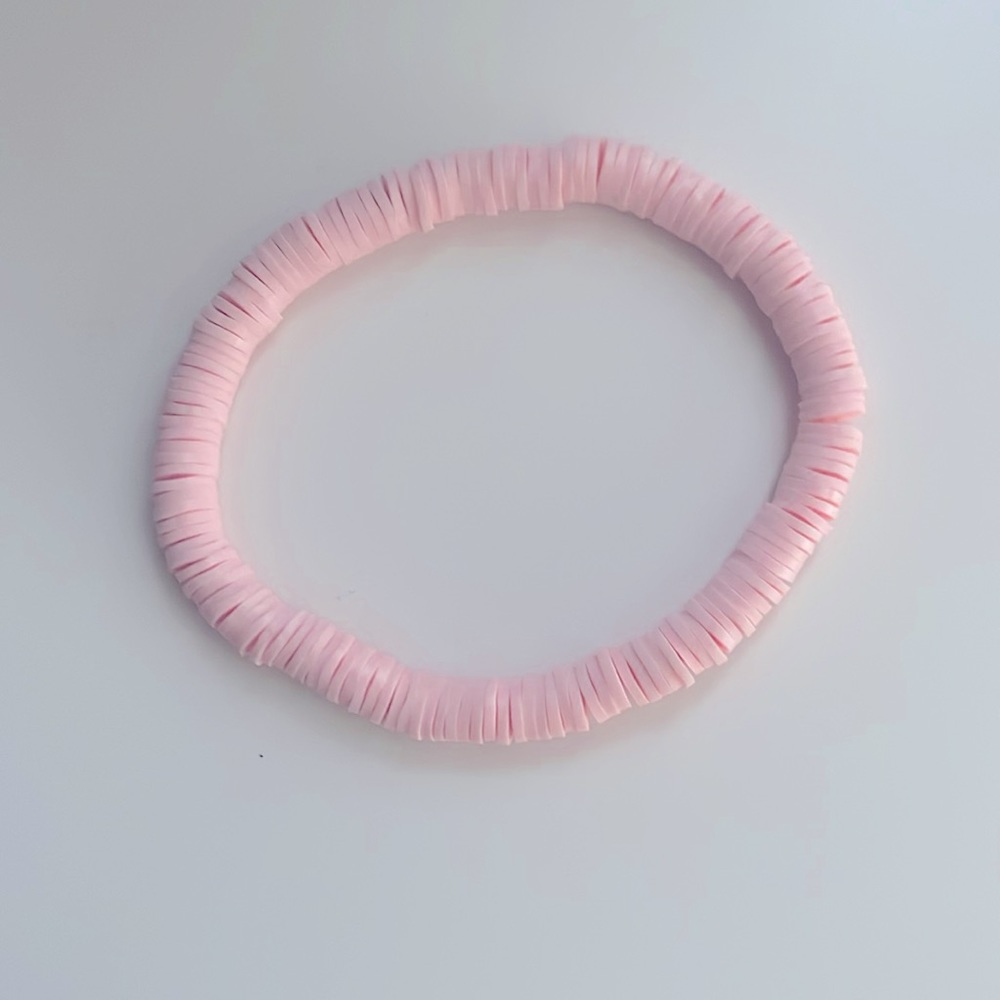 🩷Plain Pink🩷 clay beads bracelet